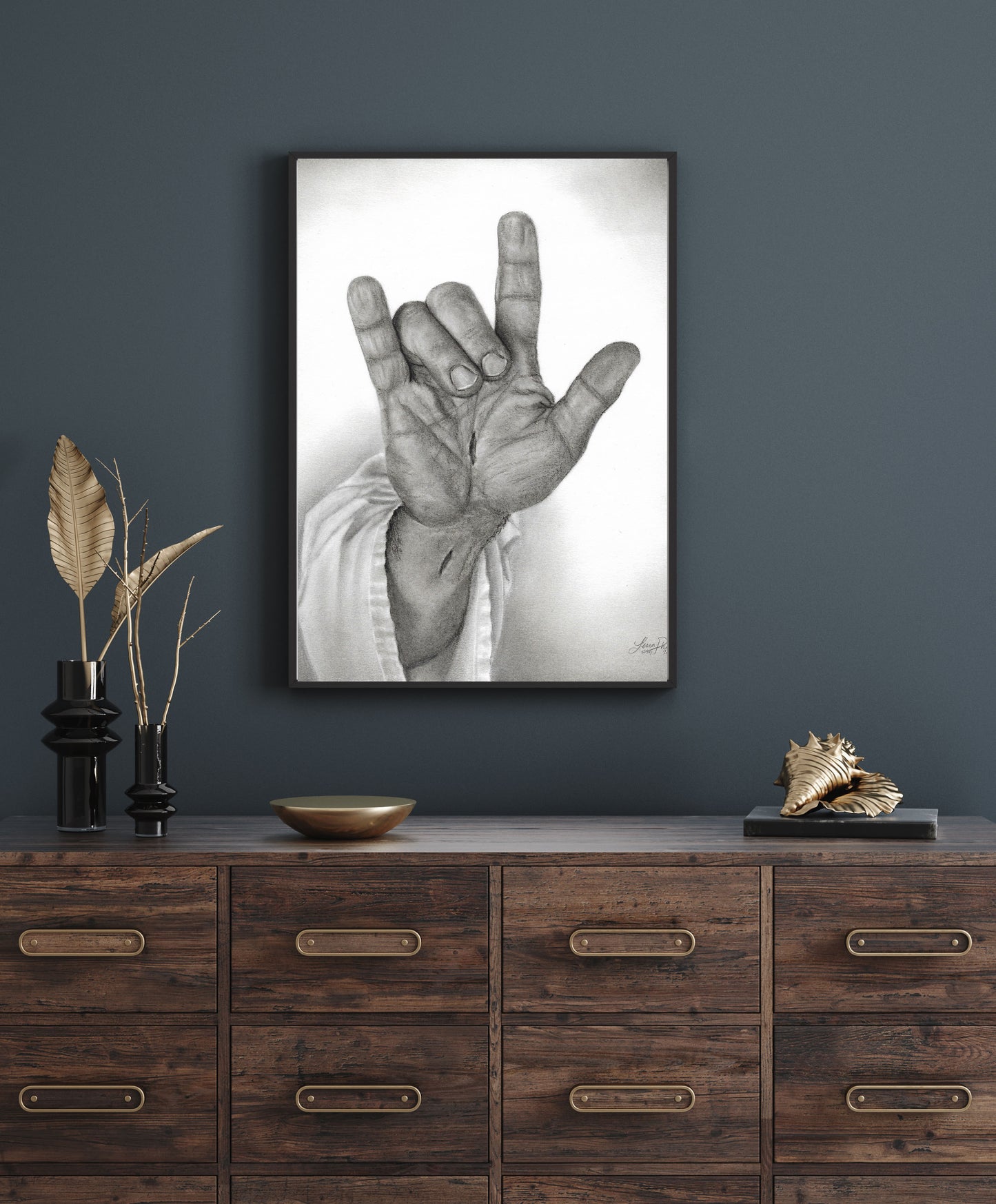 Graven Thee (Black and White)