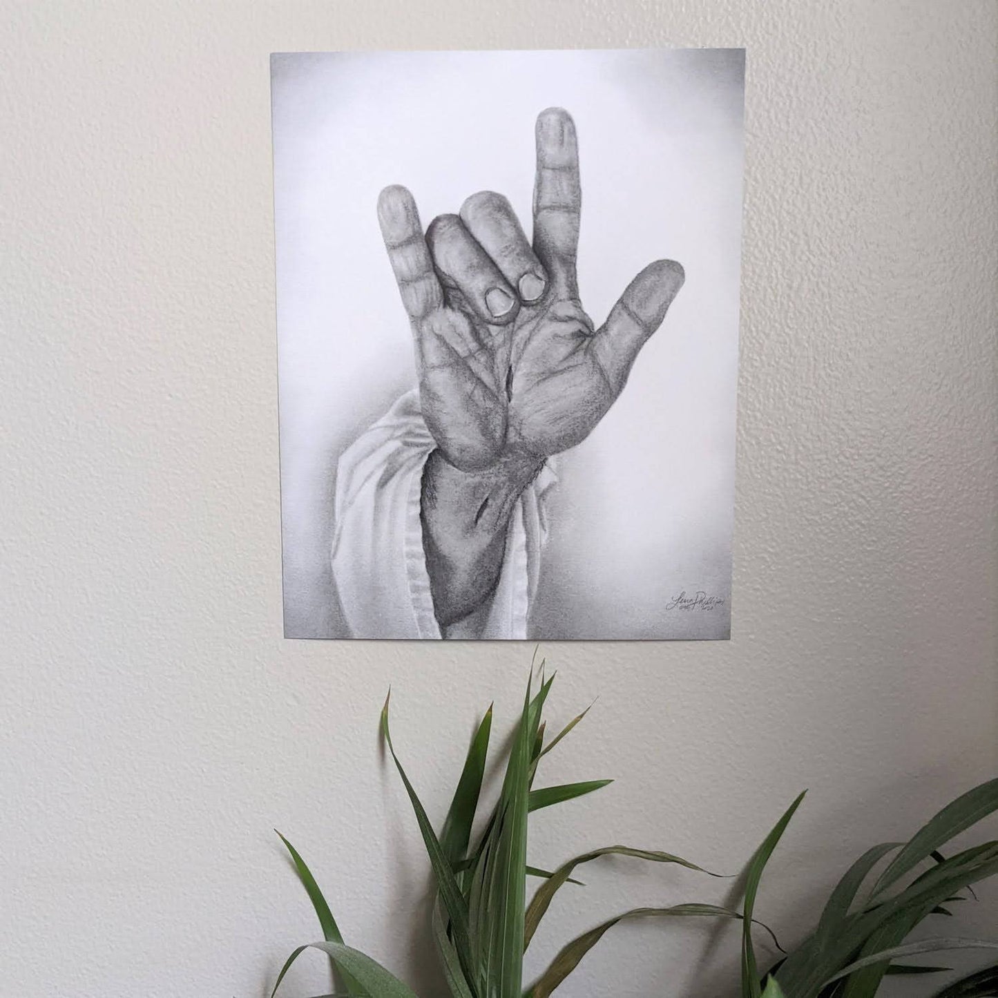 Graven Thee (Black and White)